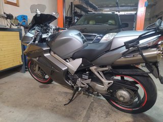 Honda VFR 800 VTEC