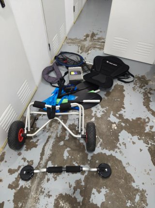 Kayak galaxy tikal + accesorios y vale 250€