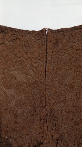 Pantalón corto encaje marrón