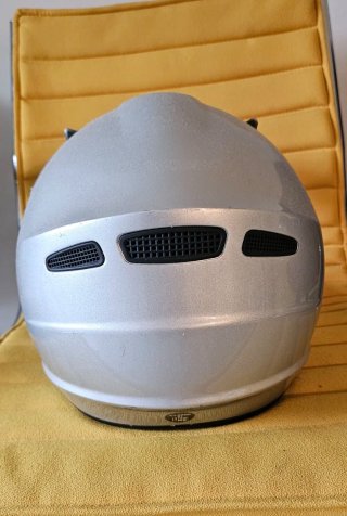 Casco de moto integral plateado