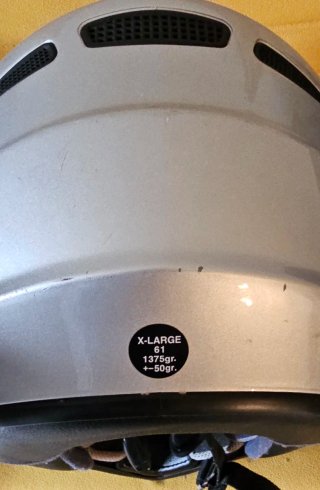 Casco de moto integral plateado