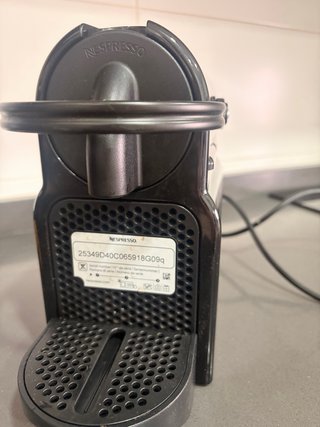 Cafetera Nespresso Inissia DeLonghi
