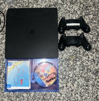PS4 Slim + 2 Controller + GTA 5 + Cavi