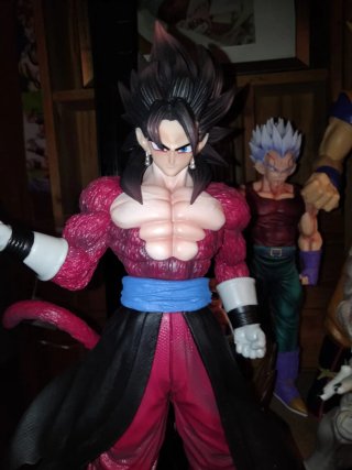 Action Figure Dragon Ball Z Vegito SSJ4