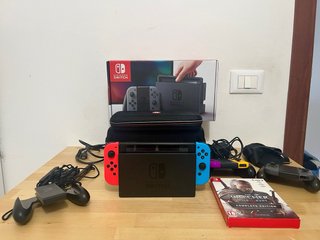 Nintendo Switch Accessori e Giochi