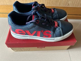 Zapatillas Levi's JR Talla 38