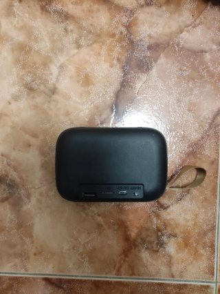 Altavoz Bluetooth Portátil Azul y Negro