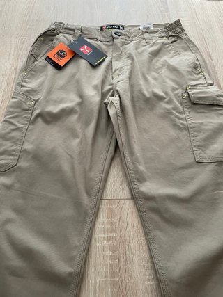 Pantalón cargo M