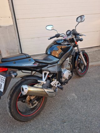 Daelim Roadwin 125Fi Negra