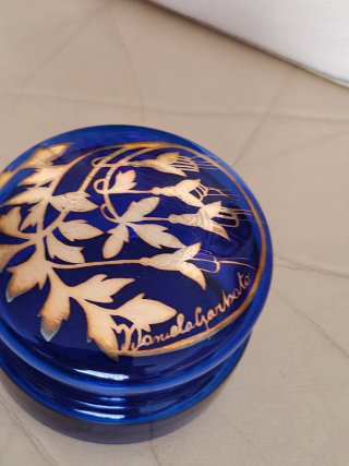 Scatola Murano blu con decorazioni oro Vintage
