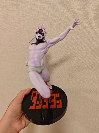 Figura Jiji de Dandadan de Japón