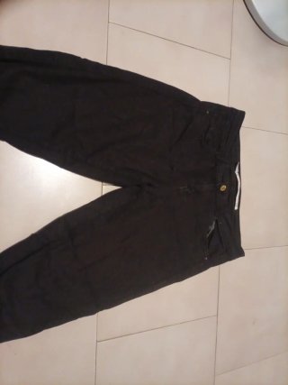 Pantalón negro tiro bajo