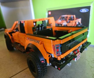 Lego Technic Ford Raptor Arancione