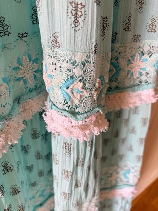 Vestido largo verde con tirantes