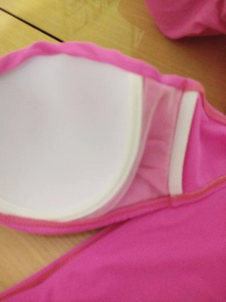 Bikini fucsia anudado al cuello