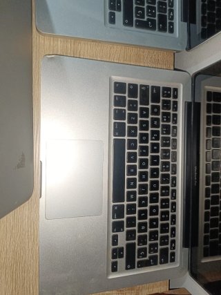Apple MacBook Pro Plata
