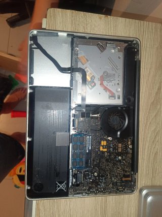 Apple MacBook Pro Plata