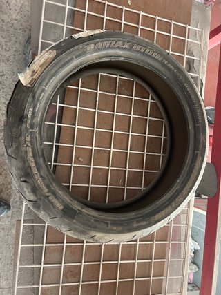 Neumático Bridgestone Battlax BT016R 180/55ZR17