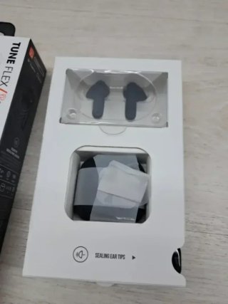 Auriculares Inalámbricos JBL Tune Flex