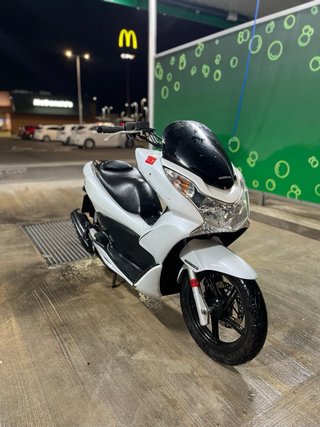Honda PCX Maxi Scooter