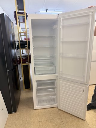 Nevera Newpol 180x55 con garantía