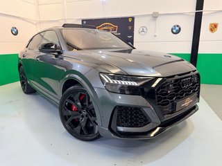Audi RSQ8 4.0TFSI V8 600CV