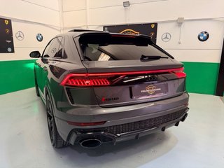 Audi RSQ8 4.0TFSI V8 600CV
