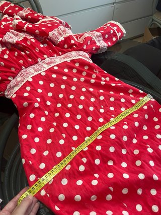 Traje Flamenca Rojo Lunares Blanco dos Volantes