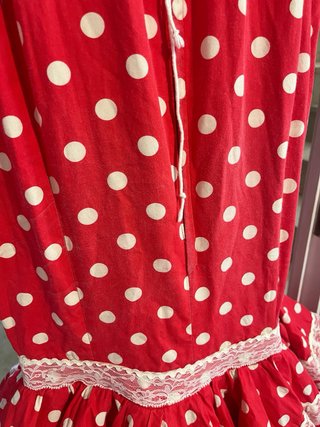 Traje Flamenca Rojo Lunares Blanco dos Volantes
