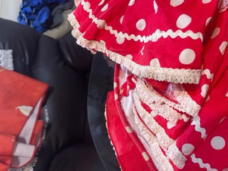 Traje Flamenca Rojo Lunares Blanco dos Volantes