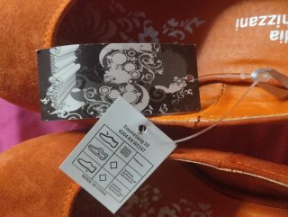 NUEVO ZAPATOS DE CUÑA CLAUDIA GHIZZANI 39