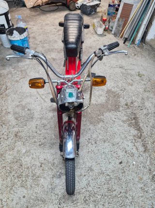 Mobylette Superlujo Elektronik Roja