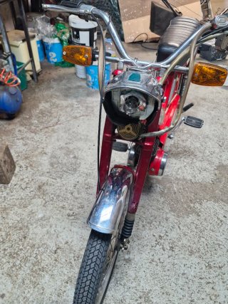 Mobylette Superlujo Elektronik Roja