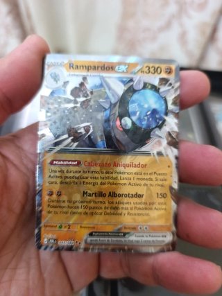 Carta Pokémon Rampardos EX 330 HP