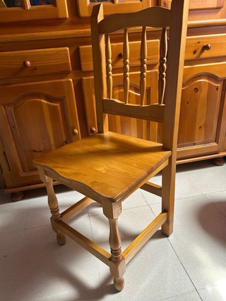 Mueble de salón castellano madera.