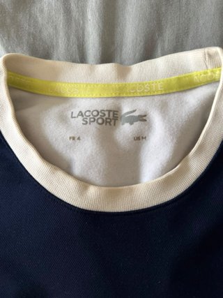 Sudadera Lacoste azul y blanca