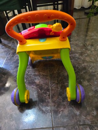Se vende coche para niñ@s