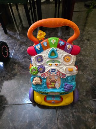 Se vende coche para niñ@s