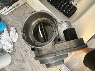 Caja Mariposa Volkswagen Pierburg 14393260