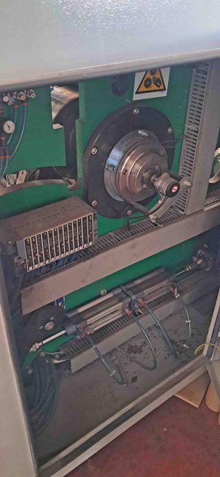 Rebobinadora y cortadora rollos film Kram PST-2.