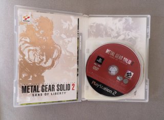 Metal Gear Solid 2 + três Jogos para PS2