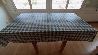 Mesa de comedor de madera