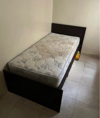 Cama individual con colchón