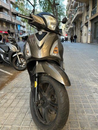 OCASÍON Moto SYM Symphony 200 ST Marrón/Plata
