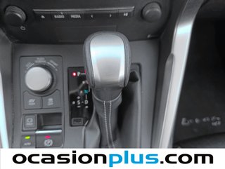 Lexus NX 300h Corporate 2WD + Navibox 145 kW (197 CV)
