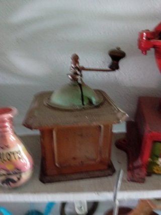 2 Molinillos de café antiguo ELMA