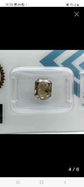 Diamante Marrón 3.19Ct