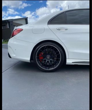 Llantas AMG r20 con neumaticos en perfecto estado