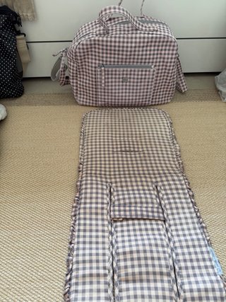 Bolso cambiador y colchoneta silla paseo
