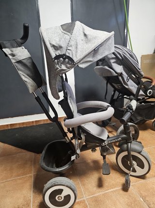 Triciclo Kinderkraft gris